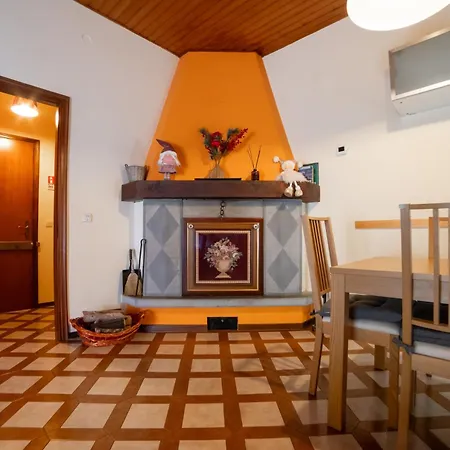 Lägenhet Dolce Rifugio Sul Castello - Incantevole A Due Passi Dal Centro Con Garage