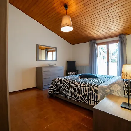 Dolce Rifugio Sul Castello - Incantevole A Due Passi Dal Centro Con Garage *