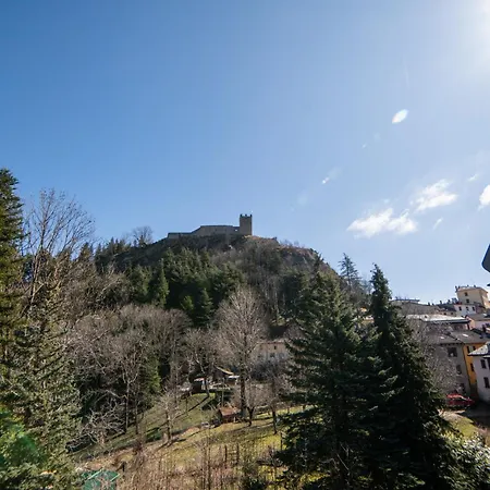 Dolce Rifugio Sul Castello - Incantevole A Due Passi Dal Centro Con Garage
