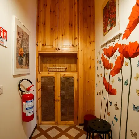 Dolce Rifugio Sul Castello - Incantevole A Due Passi Dal Centro Con Garage Apartmán *