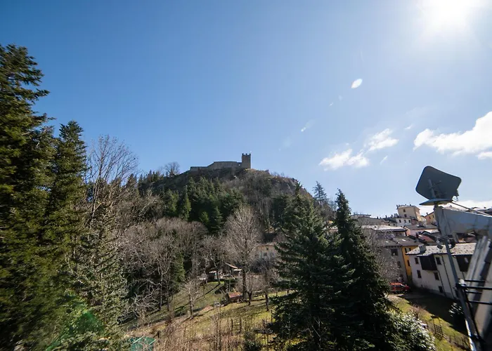 Dolce Rifugio Sul Castello - Incantevole A Due Passi Dal Centro Con Garage