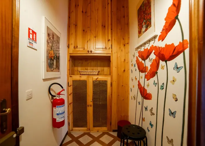 Dolce Rifugio Sul Castello - Incantevole A Due Passi Dal Centro Con Garage 公寓 *